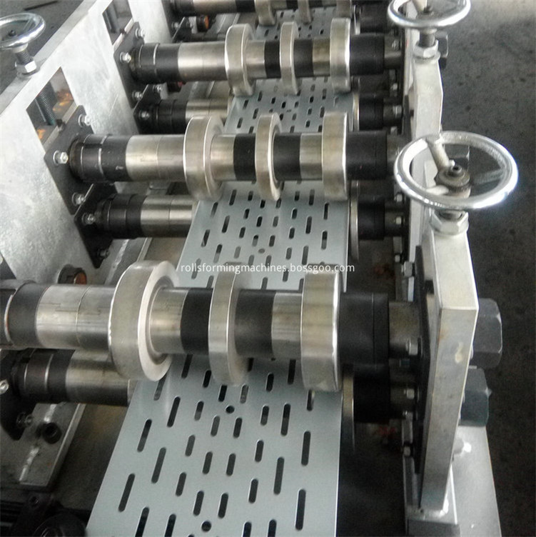 cable tray making machine (3)