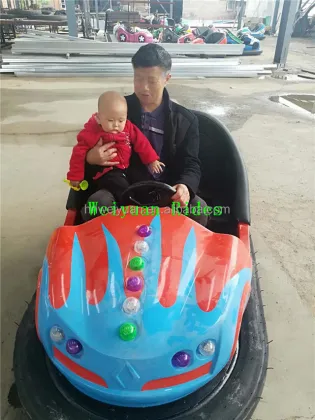 Battery-Powered 24V Fiberglass Bumper Cars for Amusement Parks and Playgrounds