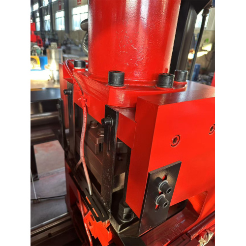 Sheet Metal Processing အတွက် ထိရောက်သော Punching Machine