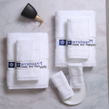 Wholesale 100% cotton embroidery hotel bath towel