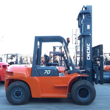 CNCMC da 7 tonnellate di carrello elevatore diesel CPC70 - marchio famoso cinese ad alta efficienza in vendita