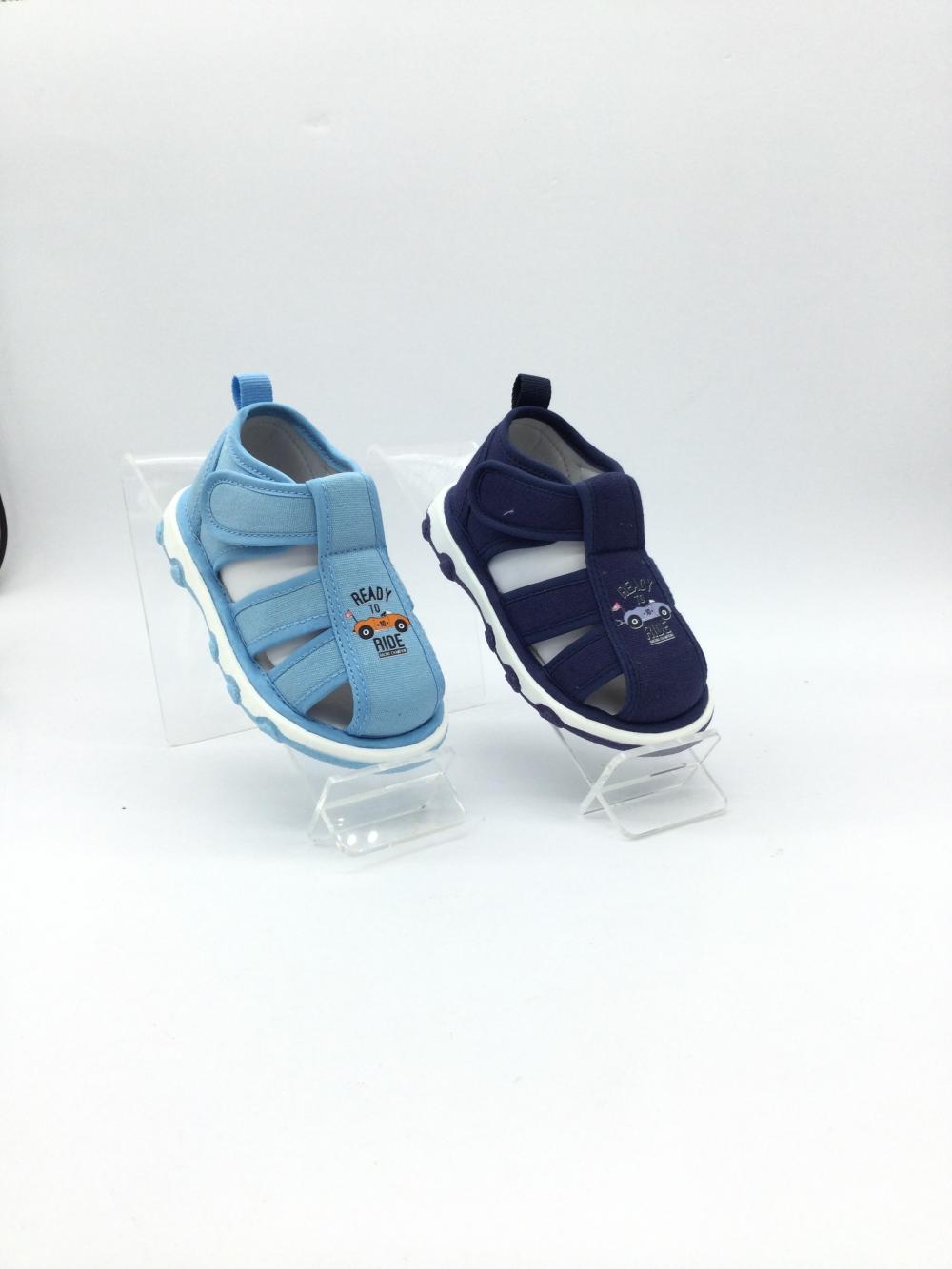 Fashion baby boy sandal with sound protect toe