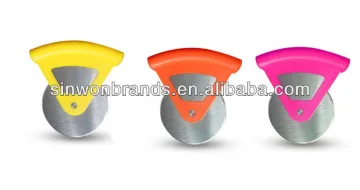 pizza cutter