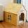 Canil de madeira interno da casa de estimação para cães