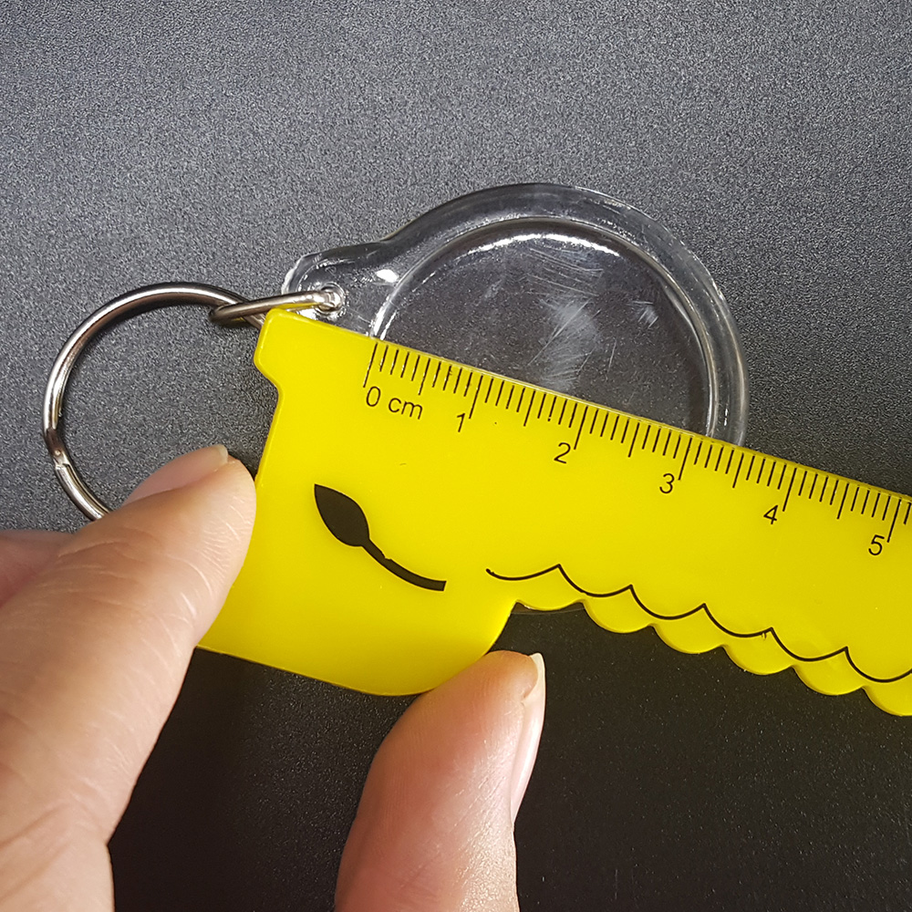 Porte-clés pour cadre en acrylique avec incrustation de papier rond de 33 mm
