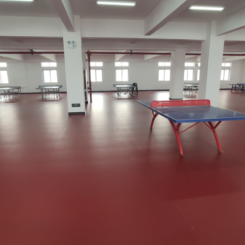 Pavimento da ping pong in PVC con motivo intrecciato