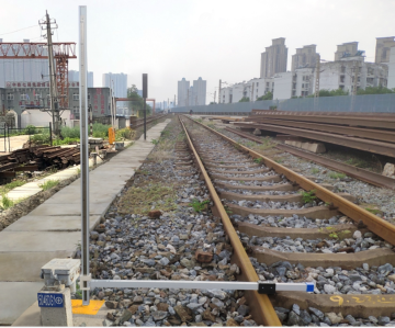 L-shaped Track Ruler
