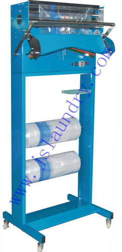 Clothes Packing Machine