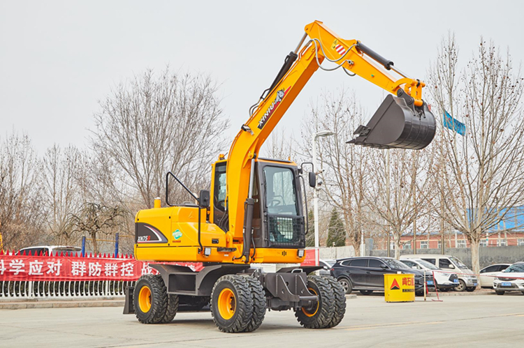 excavator on wheels