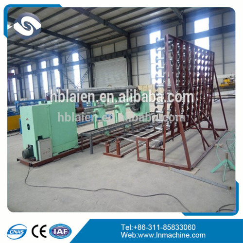 Netting Centres Process Normal And Reverse Hexagonal Wire Netting Machine In Factory, High ...