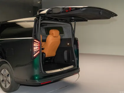 2024 Geely LEVC L380: The Latest Large MPV Electric Minivan in the New Energy and EV Market