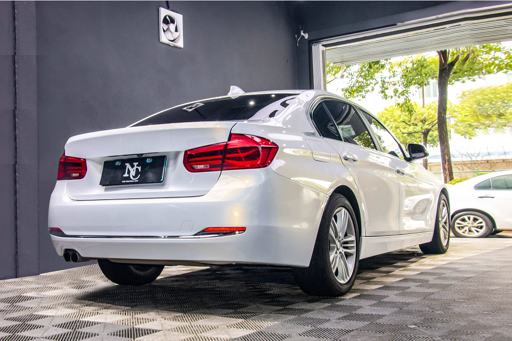 Glossy Ceramic Gold wrap for car