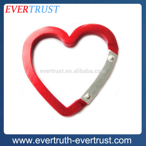 promotional red metal custom heart carabiner