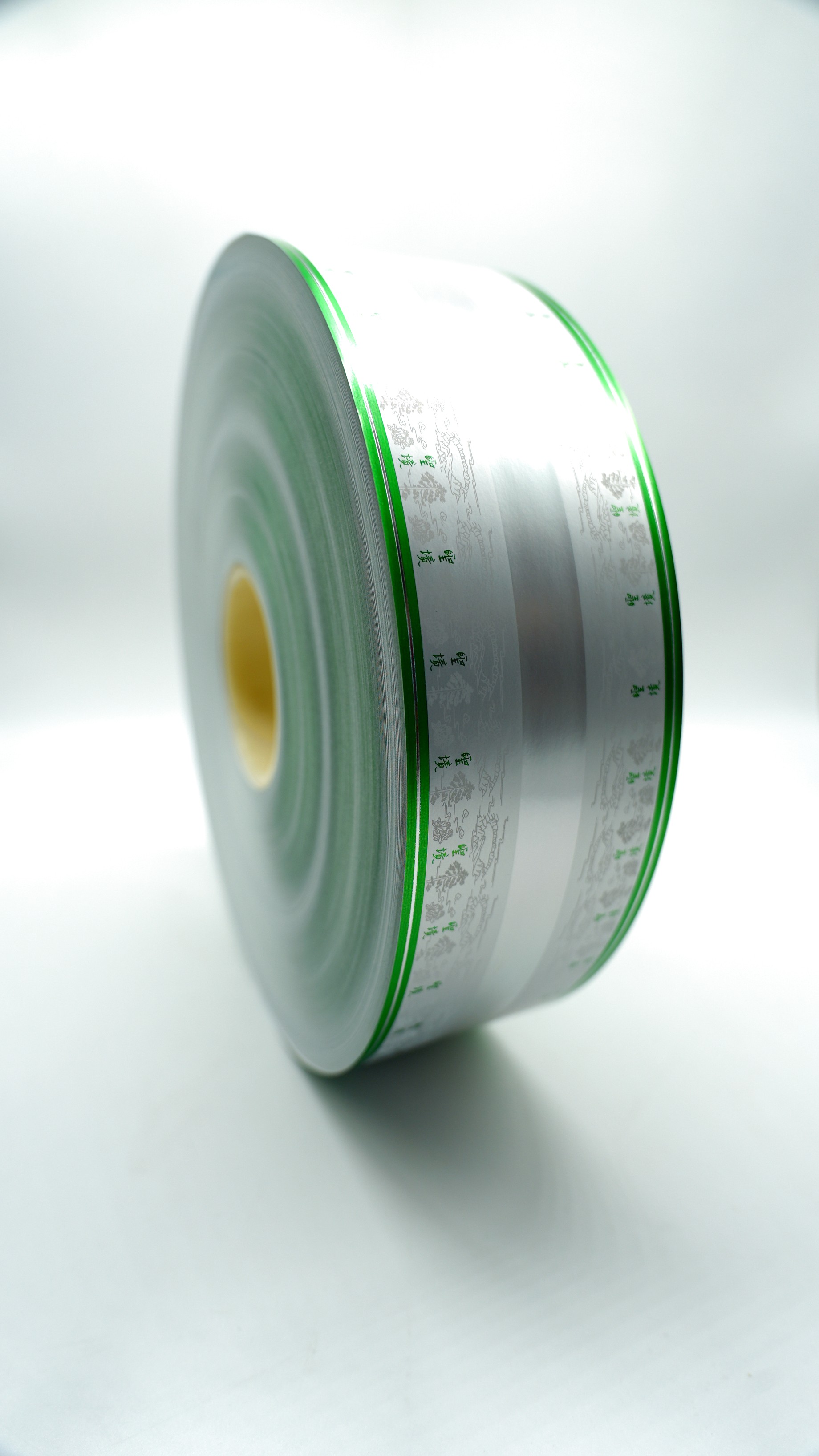 Lightly perforated cigarette packaging paper
