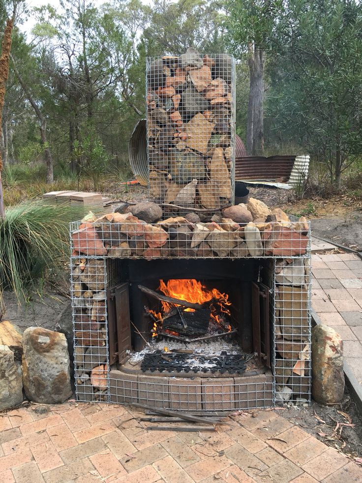 Gabion box for fireplace