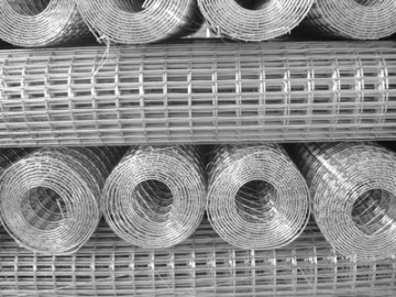 Galvanized before Welded Wire Mesh