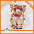 Venta caliente moda cristal decorativa coche Metal oro llavero Keyholder