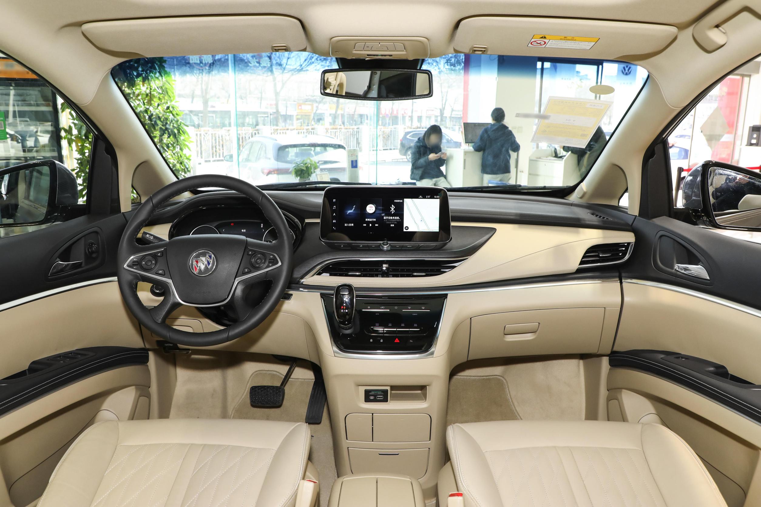 Buick Gl8 interior