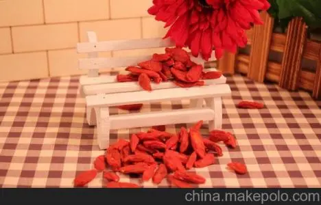 Size 380 conventional dried goji wolfberries