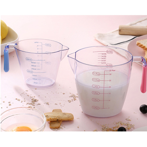 Large capacity measuring cups