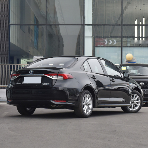 Использовал гибридную Toyota Corolla