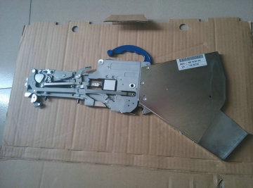YAMAHA CL8X2 0402 Feeder YKW1-M1300-000