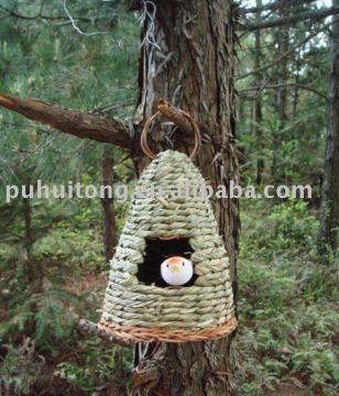 Woven rope hive roosting pockets