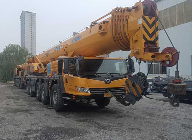 the-130-tons-used-truck-crane the-130-tons-used-truck-crane
