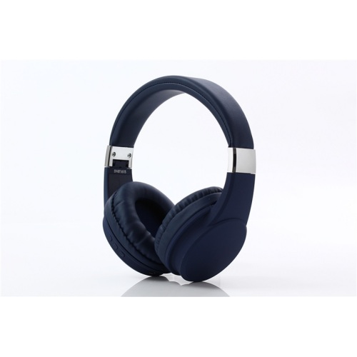 Noise cancelling wireless headphone