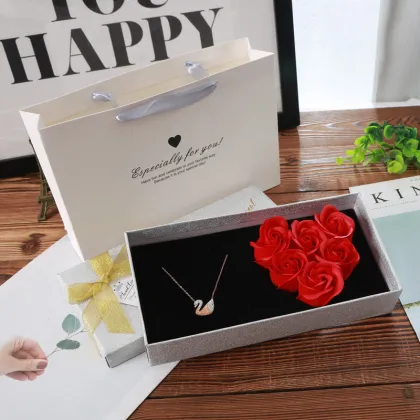 Valentine's Day Necklace Paper Box Wholesale Gift Box