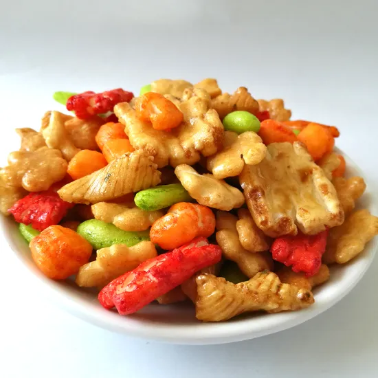 Delicious Japanese high quality rice crackers in low price