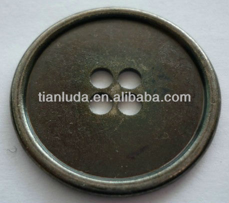 4 holes round metal button