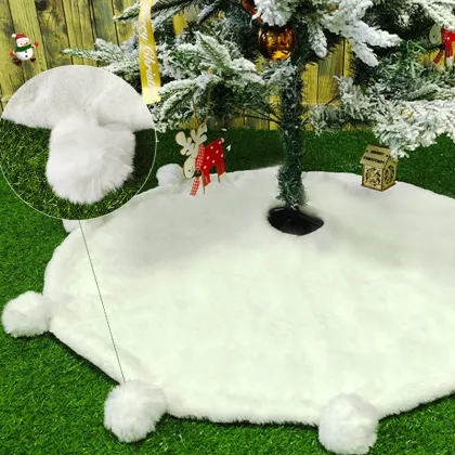 Soft Velvet White Christmas Tree Skirt: 2023 Faux Fur Decorative Plush
