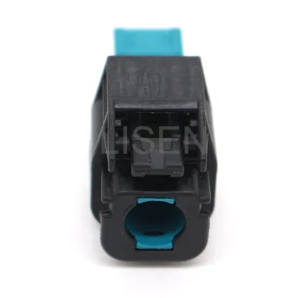 TE Connectivity 1 Pin Automotive Waterproof Electrical Wire Connector