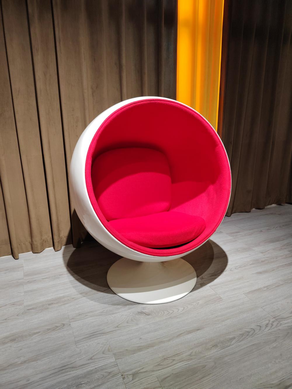 Ball Chair 17