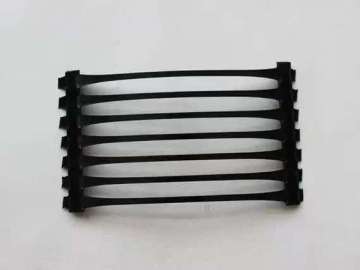 One-way plastic geogrid
