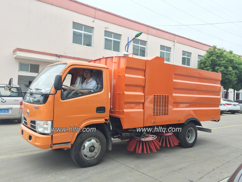 Road Sweeper Truck 2 2