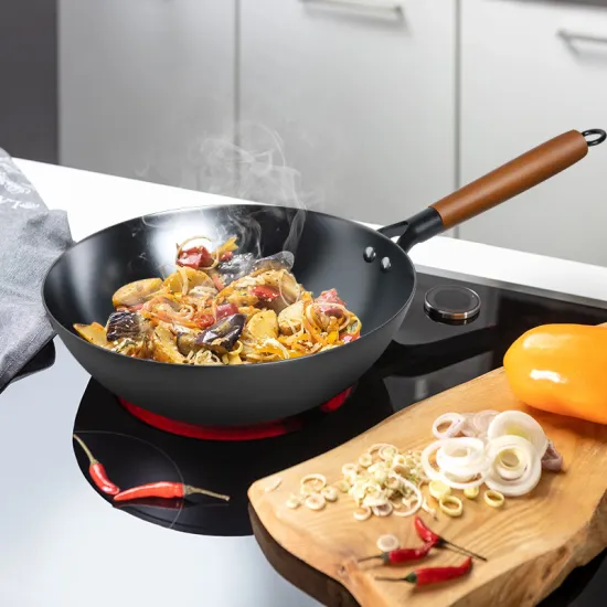 30cm Cast Iron Frying Pan No-coating Nitrided Wok for Restaurants