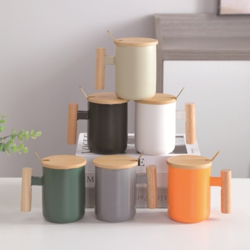 Eco-Friendly Ceramic Coffee Mug with Bamboo Lid and Wooden Handle - ODM Available