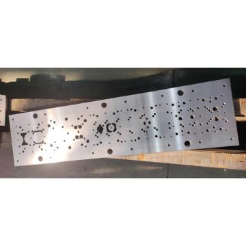 Metal plate