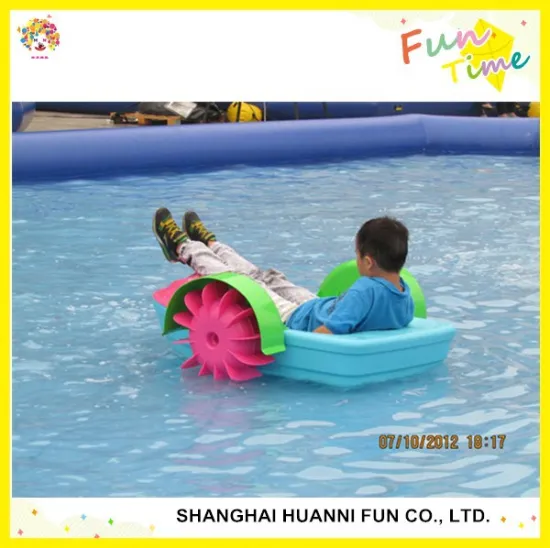 CE Certificate Exclusive Swimming Pool Paddle Boat made in china