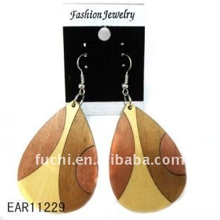 New design wood earrings