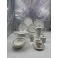 Glazed ceramic tableware sets