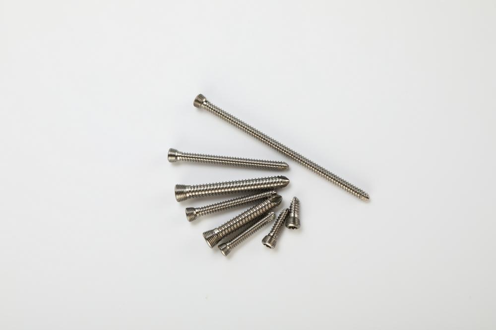 Titanium Locking Bone Screw