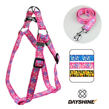 Wholesale Print Automatic Polyester Retractable Dog Leash