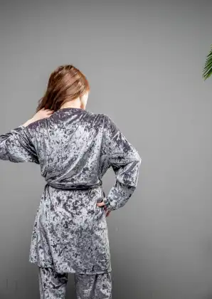 Autumn and winter thickened women's long pajamas