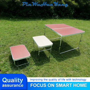 Table de densité élégante pour les espaces de vie extérieurs