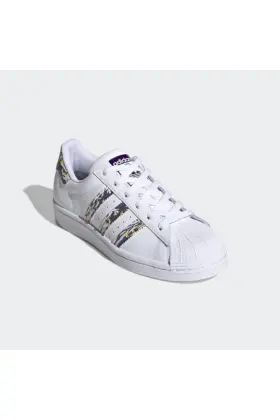 Women's White Superstar J Sports Shoes