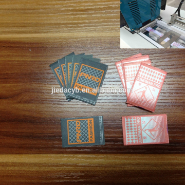 Ultrasonic Cloth Trademark Cutting Machine