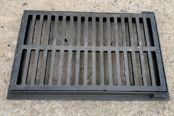 Ductile gratings 400X600 B125 with hinge